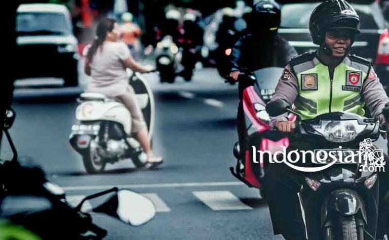 Kisah Sejarah Sukses Perkembangan Otomotif Buatan Cina